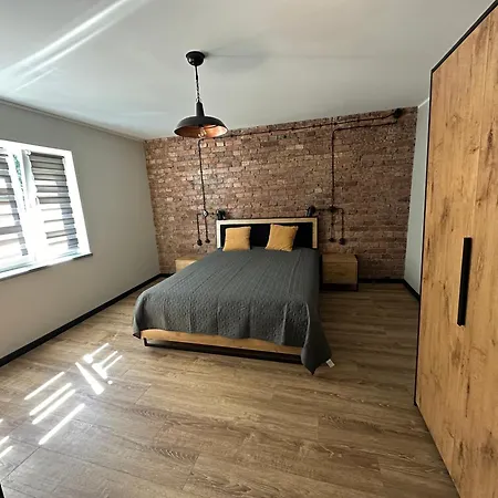 Stara Cegla 1 I 2 Apartamento